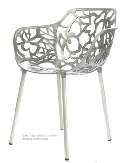        Cast Magnolia Armchair Vintage aluminium