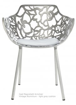        Cast Magnolia Armchair Vintage aluminium