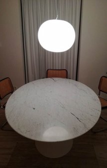Saarinen Tulip tafel 127cm Arabescato marmeren blad