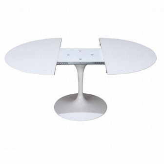 Uitschuifbare Tulip tafel, rond-ovaal van Saarinen