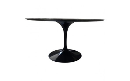 Saarinen Tulip tafel zwart marmer