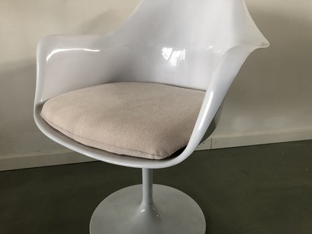 Kussen voor Tulip armstoel van KNOLL Saarinen - Creme kleur