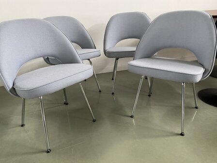 4x Refurbished Saarinen stoel M 72