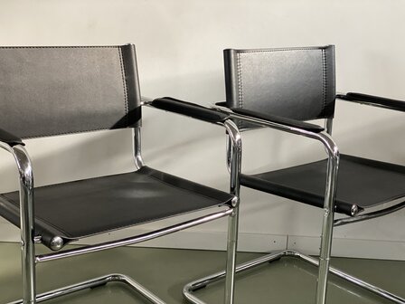 Buisframe design stoel zwart