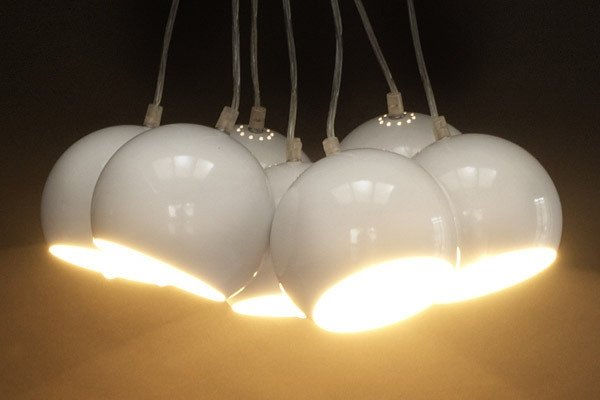 Design hanglamp 7 halve bollen wit