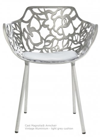        Cast Magnolia Armchair Vintage aluminium