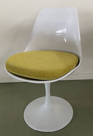 Kussen Saarinen Tulip stoel zonder armleuning van KNOLL - vintage groen