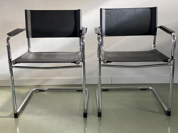 Buisframe design stoel zwart