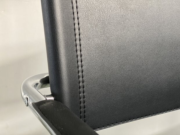 Buisframe design stoel zwart