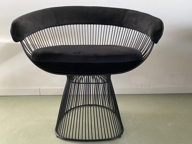 Laatste exemplaar: platner stoel zwart