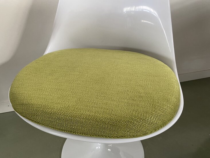 Kussen Saarinen Tulip stoel zonder armleuning van KNOLL - vintage groen